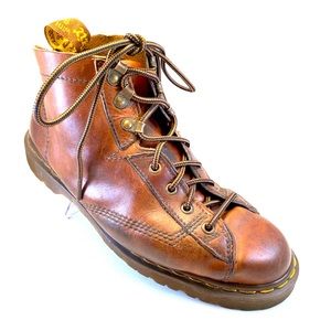 Dr. Martens AirWair Vintage Ankle Boot